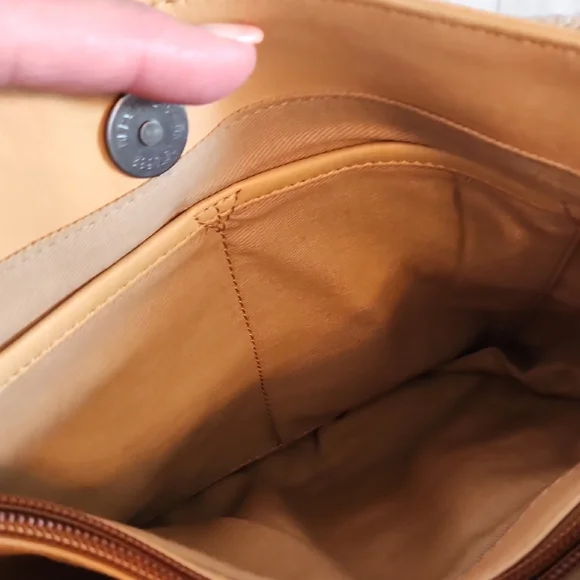 Tan Leather Shoulder Bag - Picture 10 of 12